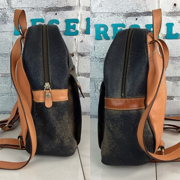 distressed leather mini backpack Ivy lightweight design Bric\'s Milano Black Distressed Leather